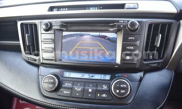 Nunua Ilio tumika Toyota RAV4 Bluu Gari ndani ya Beitbridge nchini Matabeleland Kusini Nunua Ilio tumika Toyota RAV4 Bluu Gari ndani ya Beitbridge nchini Matabeleland Kusini