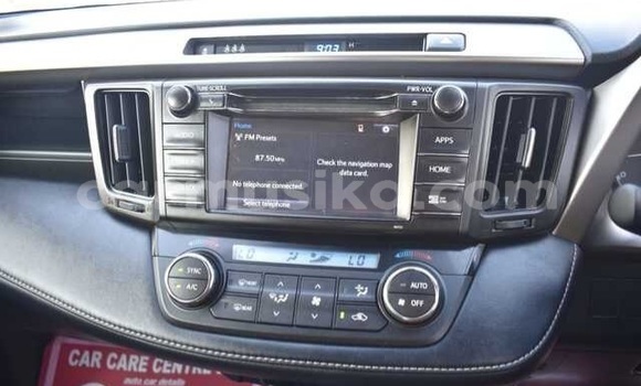 Nunua Ilio tumika Toyota RAV4 Bluu Gari ndani ya Beitbridge nchini Matabeleland Kusini Nunua Ilio tumika Toyota RAV4 Bluu Gari ndani ya Beitbridge nchini Matabeleland Kusini