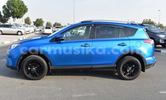 Nunua Ilio tumika Toyota RAV4 Bluu Gari ndani ya Beitbridge nchini Matabeleland Kusini Nunua Ilio tumika Toyota RAV4 Bluu Gari ndani ya Beitbridge nchini Matabeleland Kusini
