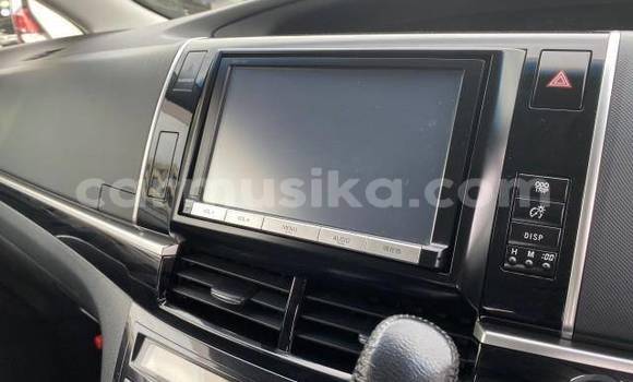 Acheter Occasion Voiture Toyota Estima Blanc à Beitbridge, Matabeleland South Acheter Occasion Voiture Toyota Estima Blanc à Beitbridge, Matabeleland South