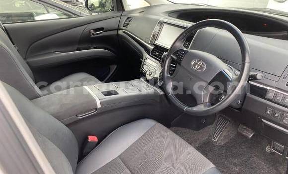 Acheter Occasion Voiture Toyota Estima Blanc à Beitbridge, Matabeleland South Acheter Occasion Voiture Toyota Estima Blanc à Beitbridge, Matabeleland South