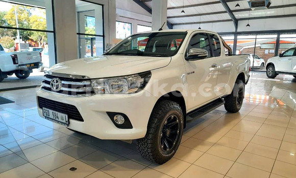 Acheter Occasion Voiture Toyota Hilux Blanc à Beitbridge, Matabeleland South Acheter Occasion Voiture Toyota Hilux Blanc à Beitbridge, Matabeleland South