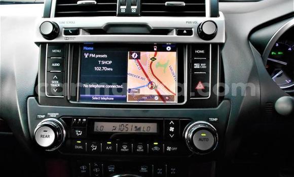 Nunua Ilio tumika Toyota Land Cruiser Prado Nyeupe Gari ndani ya Beitbridge nchini Matabeleland Kusini Nunua Ilio tumika Toyota Land Cruiser Prado Nyeupe Gari ndani ya Beitbridge nchini Matabeleland Kusini