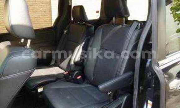 Buy Used Toyota Esquire Black Car in Beitbridge in Matabeleland South Buy Used Toyota Esquire Black Car in Beitbridge in Matabeleland South