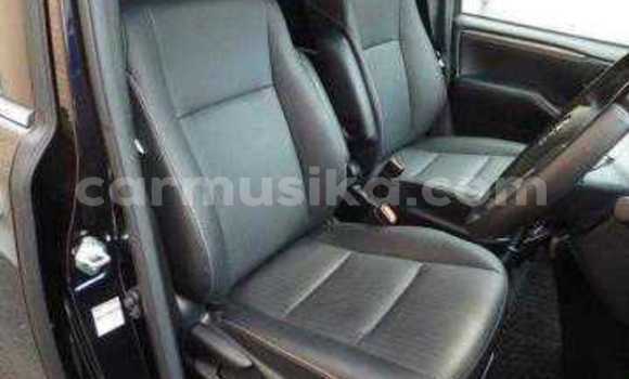 Buy Used Toyota Esquire Black Car in Beitbridge in Matabeleland South Buy Used Toyota Esquire Black Car in Beitbridge in Matabeleland South