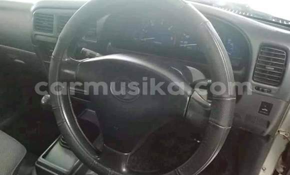 Acheter Occasion Voiture Toyota Hilux Gris à Beitbridge, Matabeleland South Acheter Occasion Voiture Toyota Hilux Gris à Beitbridge, Matabeleland South