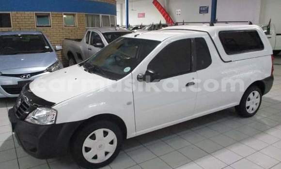 Acheter Occasion Voiture Nissan NV200 Blanc à Beitbridge, Matabeleland South Acheter Occasion Voiture Nissan NV200 Blanc à Beitbridge, Matabeleland South