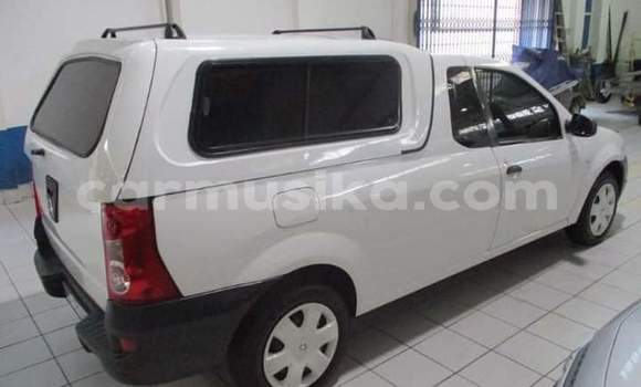 Acheter Occasion Voiture Nissan NV200 Blanc à Beitbridge, Matabeleland South Acheter Occasion Voiture Nissan NV200 Blanc à Beitbridge, Matabeleland South