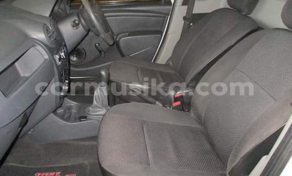 Acheter Occasion Voiture Nissan NV200 Blanc à Beitbridge, Matabeleland South Acheter Occasion Voiture Nissan NV200 Blanc à Beitbridge, Matabeleland South