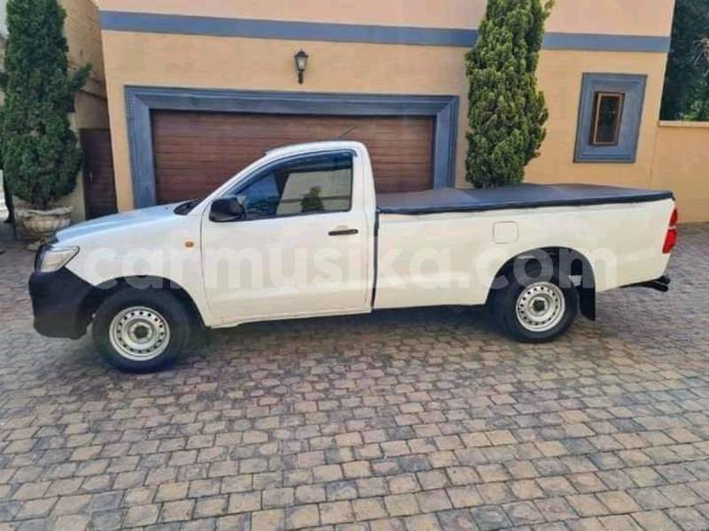 Big with watermark toyota hilux matabeleland south beitbridge 26634