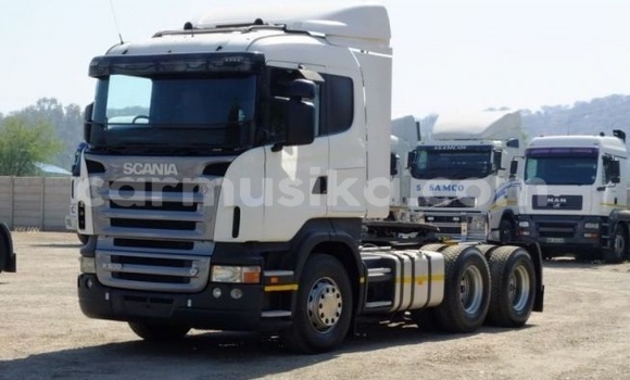 Nunua Ilio tumika Scania R420 Nyeupe Lori ndani ya Beitbridge nchini Matabeleland Kusini Nunua Ilio tumika Scania R420 Nyeupe Lori ndani ya Beitbridge nchini Matabeleland Kusini