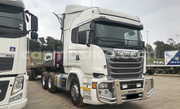 Acheter Occasion Utilitaire Scania R420 Blanc à Beitbridge, Matabeleland South Acheter Occasion Utilitaire Scania R420 Blanc à Beitbridge, Matabeleland South