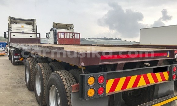 Acheter Occasion Utilitaire Scania R420 Blanc à Beitbridge, Matabeleland South Acheter Occasion Utilitaire Scania R420 Blanc à Beitbridge, Matabeleland South