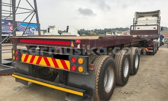 Acheter Occasion Utilitaire Scania R420 Blanc à Beitbridge, Matabeleland South Acheter Occasion Utilitaire Scania R420 Blanc à Beitbridge, Matabeleland South