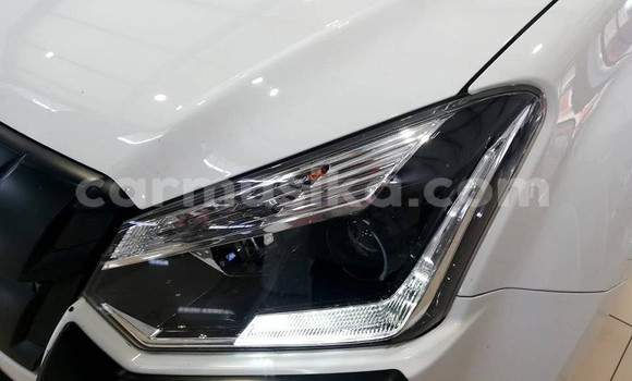 Acheter Occasion Voiture Isuzu KB Blanc à Beitbridge, Matabeleland South Acheter Occasion Voiture Isuzu KB Blanc à Beitbridge, Matabeleland South