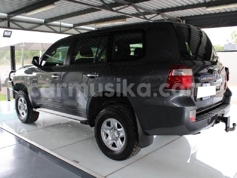 Big with watermark toyota land cruiser matabeleland south beitbridge 26645