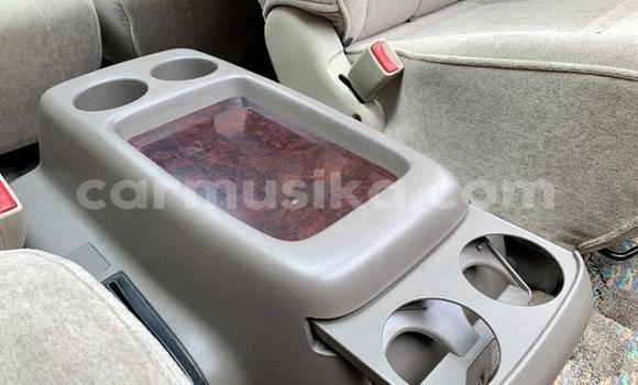 Acheter Occasion Voiture Toyota Granvia Blanc à Beitbridge, Matabeleland South Acheter Occasion Voiture Toyota Granvia Blanc à Beitbridge, Matabeleland South