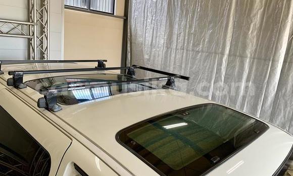 Acheter Occasion Voiture Toyota Granvia Blanc à Beitbridge, Matabeleland South Acheter Occasion Voiture Toyota Granvia Blanc à Beitbridge, Matabeleland South