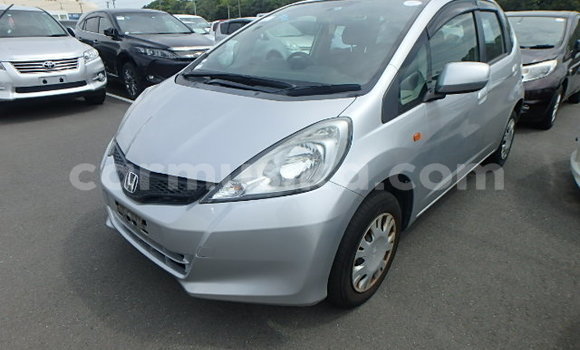 Tenga Tsaru Honda Fit Sirivha Mota in Hwange in Matabeleland North