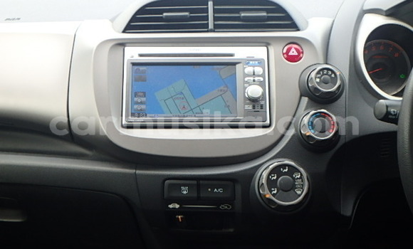 Acheter Occasion Voiture Honda Fit Gris à Hwange, Matabeleland Nord Acheter Occasion Voiture Honda Fit Gris à Hwange, Matabeleland Nord