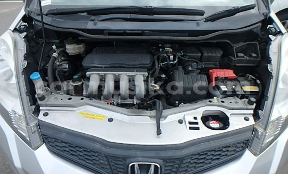 Acheter Occasion Voiture Honda Fit Gris à Hwange, Matabeleland Nord Acheter Occasion Voiture Honda Fit Gris à Hwange, Matabeleland Nord
