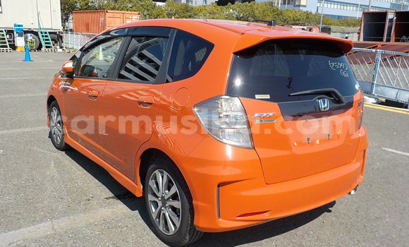 Nunua Imported Honda Fit Brown Gari ndani ya Masvingo nchini Masvingo