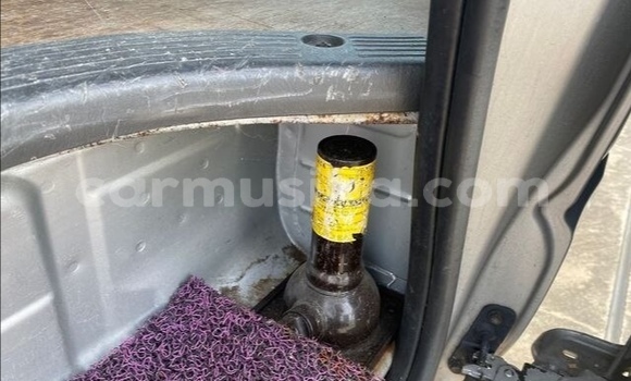 Acheter Occasion Voiture Toyota Hiace Gris à Beitbridge, Matabeleland South Acheter Occasion Voiture Toyota Hiace Gris à Beitbridge, Matabeleland South