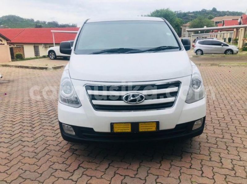 Big with watermark hyundai h1 matabeleland south beitbridge 26681