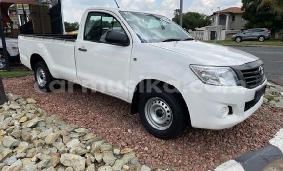 Acheter Occasion Voiture Toyota Hilux Blanc à Beitbridge, Matabeleland South Acheter Occasion Voiture Toyota Hilux Blanc à Beitbridge, Matabeleland South