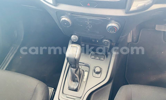 Nunua Ilio tumika Ford Ranger Nyeupe Gari ndani ya Beitbridge nchini Matabeleland Kusini Nunua Ilio tumika Ford Ranger Nyeupe Gari ndani ya Beitbridge nchini Matabeleland Kusini