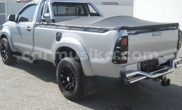 Tenga Tsaru Toyota Hilux Sirivha Mota in Beitbridge in Matabeleland South Tenga Tsaru Toyota Hilux Sirivha Mota in Beitbridge in Matabeleland South