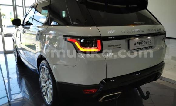 Tenga Tsaru Land Rover Range Rover Sport Chena Mota in Beitbridge in Matabeleland South