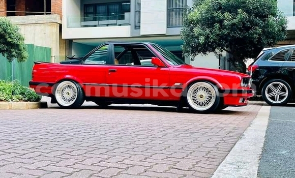 Buy Used BMW 340 Red Car in Beitbridge in Matabeleland South Buy Used BMW 340 Red Car in Beitbridge in Matabeleland South