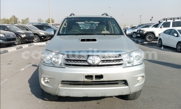 Nunua Ilio tumika Toyota Fortuner Nyingine Gari ndani ya Beitbridge nchini Matabeleland Kusini Nunua Ilio tumika Toyota Fortuner Nyingine Gari ndani ya Beitbridge nchini Matabeleland Kusini