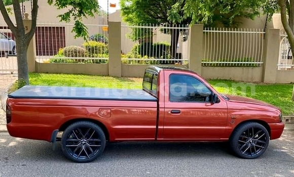 Tenga Tsaru Ford Ranger Tsvuku Mota in Beitbridge in Matabeleland South Tenga Tsaru Ford Ranger Tsvuku Mota in Beitbridge in Matabeleland South