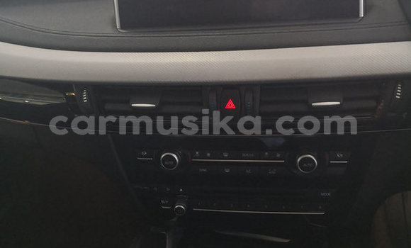 Acheter Occasion Voiture BMW X6 Rouge à Beitbridge, Matabeleland South Acheter Occasion Voiture BMW X6 Rouge à Beitbridge, Matabeleland South