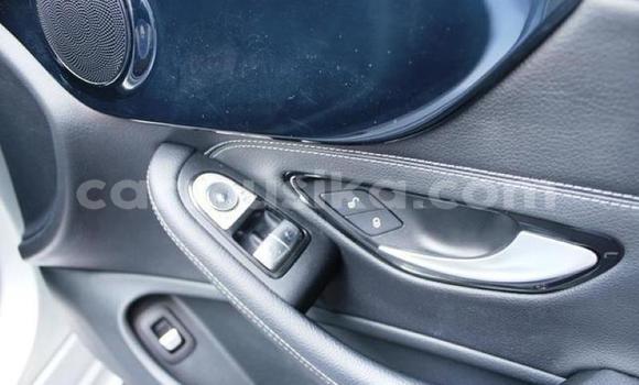 Tenga Tsaru Mercedes‒Benz C–Class Sirivha Mota in Beitbridge in Matabeleland South Tenga Tsaru Mercedes‒Benz C–Class Sirivha Mota in Beitbridge in Matabeleland South