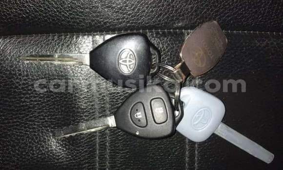 Nunua Ilio tumika Toyota Corolla Nyeupe Gari ndani ya Beitbridge nchini Matabeleland Kusini Nunua Ilio tumika Toyota Corolla Nyeupe Gari ndani ya Beitbridge nchini Matabeleland Kusini