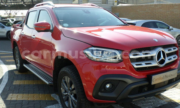 Acheter Occasion Voiture Mercedes‒Benz X-klasse Concept Rouge à Beitbridge, Matabeleland South Acheter Occasion Voiture Mercedes‒Benz X-klasse Concept Rouge à Beitbridge, Matabeleland South