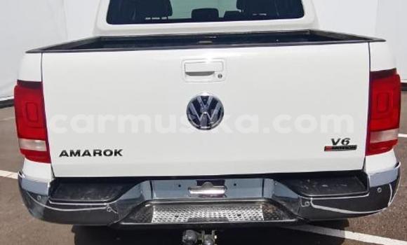 Nunua Ilio tumika Volkswagen Amarok Nyeupe Gari ndani ya Gweru nchini Midlands Nunua Ilio tumika Volkswagen Amarok Nyeupe Gari ndani ya Gweru nchini Midlands