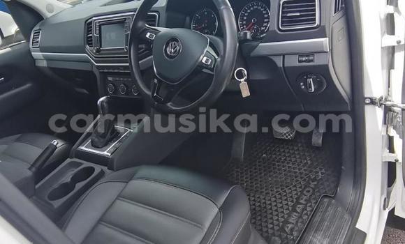 Nunua Ilio tumika Volkswagen Amarok Nyeupe Gari ndani ya Gweru nchini Midlands Nunua Ilio tumika Volkswagen Amarok Nyeupe Gari ndani ya Gweru nchini Midlands