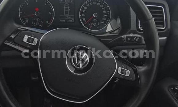 Nunua Ilio tumika Volkswagen Amarok Nyeupe Gari ndani ya Gweru nchini Midlands Nunua Ilio tumika Volkswagen Amarok Nyeupe Gari ndani ya Gweru nchini Midlands