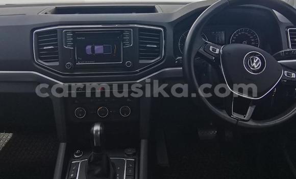 Nunua Ilio tumika Volkswagen Amarok Nyeupe Gari ndani ya Gweru nchini Midlands Nunua Ilio tumika Volkswagen Amarok Nyeupe Gari ndani ya Gweru nchini Midlands