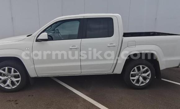 Nunua Ilio tumika Volkswagen Amarok Nyeupe Gari ndani ya Gweru nchini Midlands Nunua Ilio tumika Volkswagen Amarok Nyeupe Gari ndani ya Gweru nchini Midlands
