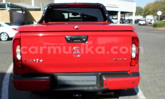 Acheter Occasion Voiture Mercedes‒Benz X-klasse Concept Rouge à Beitbridge, Matabeleland South Acheter Occasion Voiture Mercedes‒Benz X-klasse Concept Rouge à Beitbridge, Matabeleland South