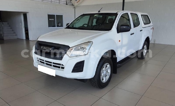 Buy Used Isuzu KB White Car in Beitbridge in Matabeleland South Buy Used Isuzu KB White Car in Beitbridge in Matabeleland South