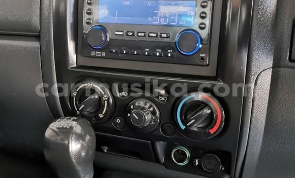 Nunua Ilio tumika Isuzu D–MAX Nyeupe Gari ndani ya Mbare nchini Harare