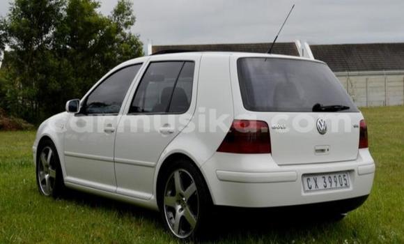 Acheter Occasion Voiture Volkswagen Golf Blanc à Beitbridge, Matabeleland South Acheter Occasion Voiture Volkswagen Golf Blanc à Beitbridge, Matabeleland South