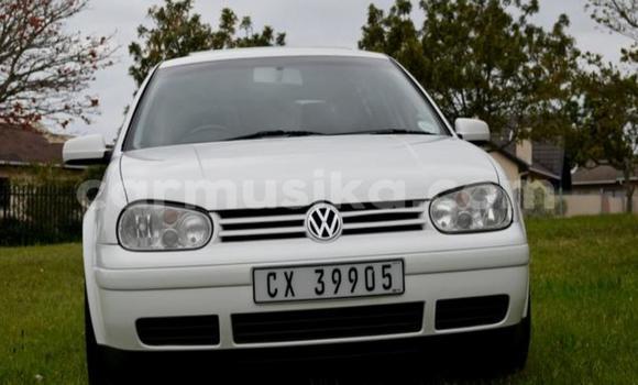 Acheter Occasion Voiture Volkswagen Golf Blanc à Beitbridge, Matabeleland South Acheter Occasion Voiture Volkswagen Golf Blanc à Beitbridge, Matabeleland South