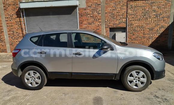 Acheter Occasion Voiture Nissan Qashqai+2 Gris à Beitbridge, Matabeleland South Acheter Occasion Voiture Nissan Qashqai+2 Gris à Beitbridge, Matabeleland South